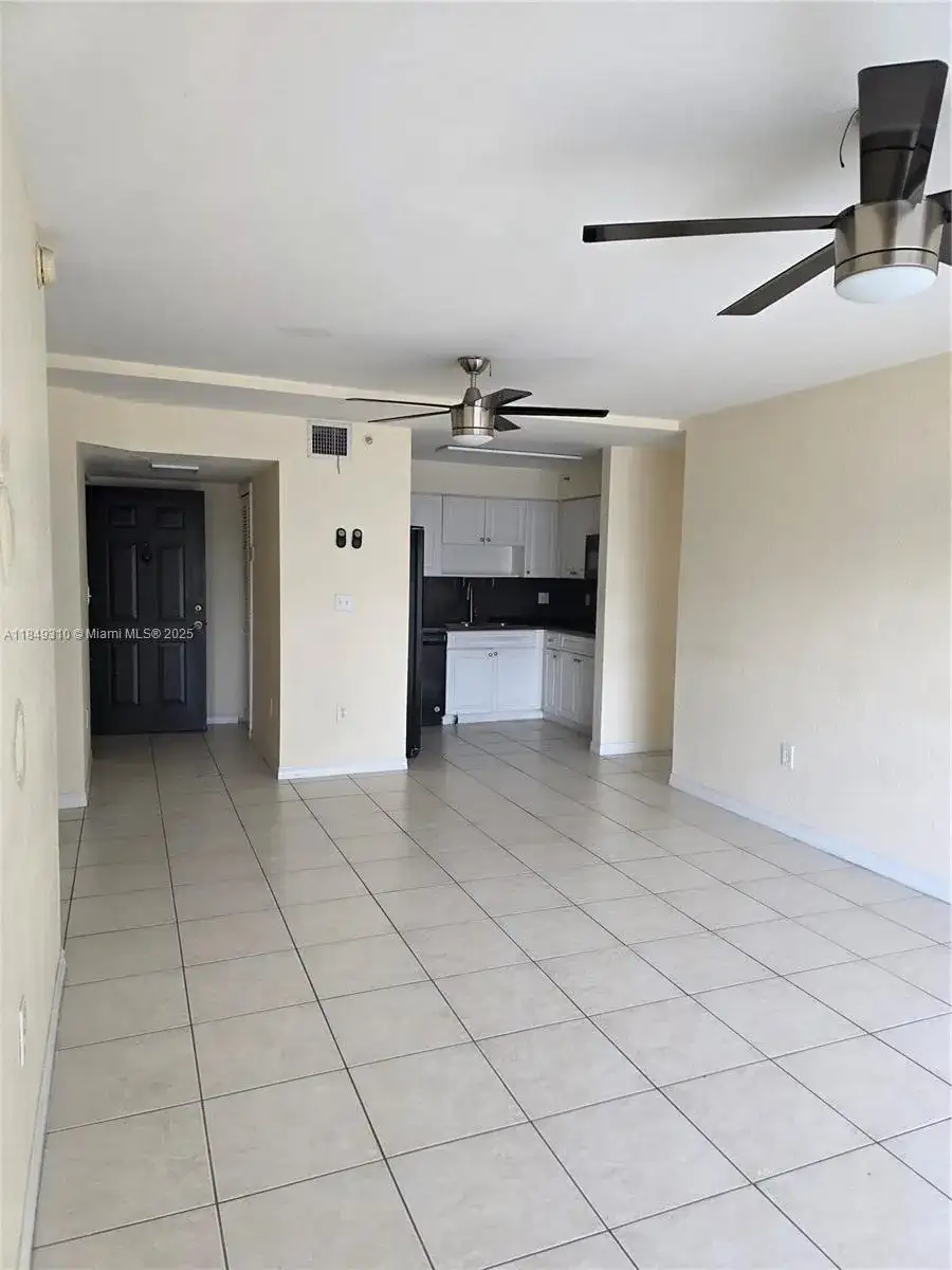 650 Palm Ave # B6, Hialeah FL 33010 photo 4