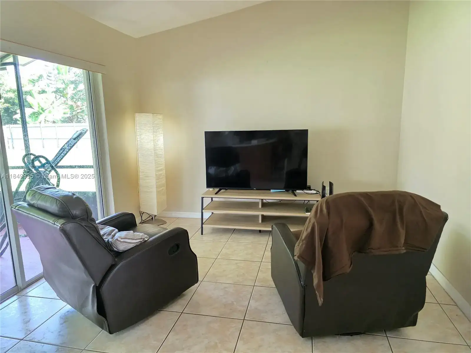 22037 SW 129th Ave, Miami FL 33170 photo 5