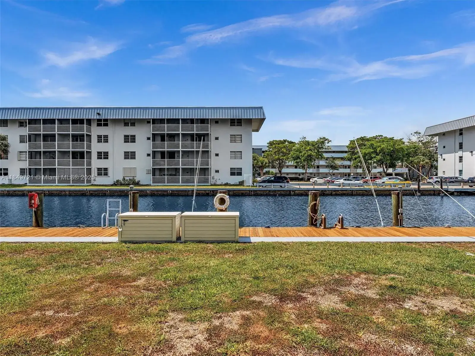 3600 NE 170th St # 102, North Miami Beach FL 33160 photo 2