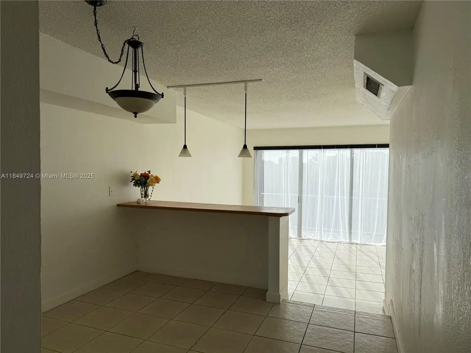 10900 SW 104th St # 323, Miami FL 33176 photo 5