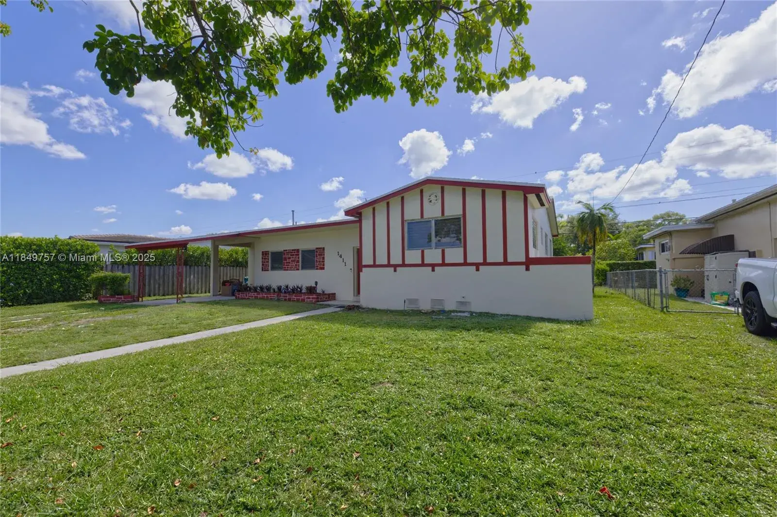 1411 SW 82nd Ct, Miami FL 33144 photo 3
