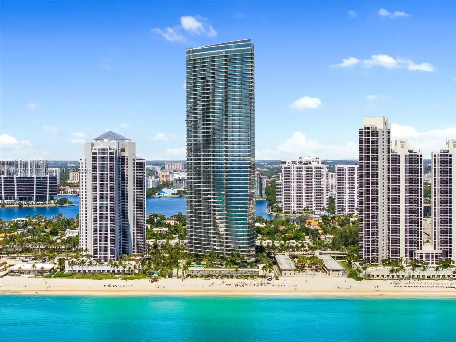 18975 Collins Ave # 302, Sunny Isles Beach FL 33160 photo 3