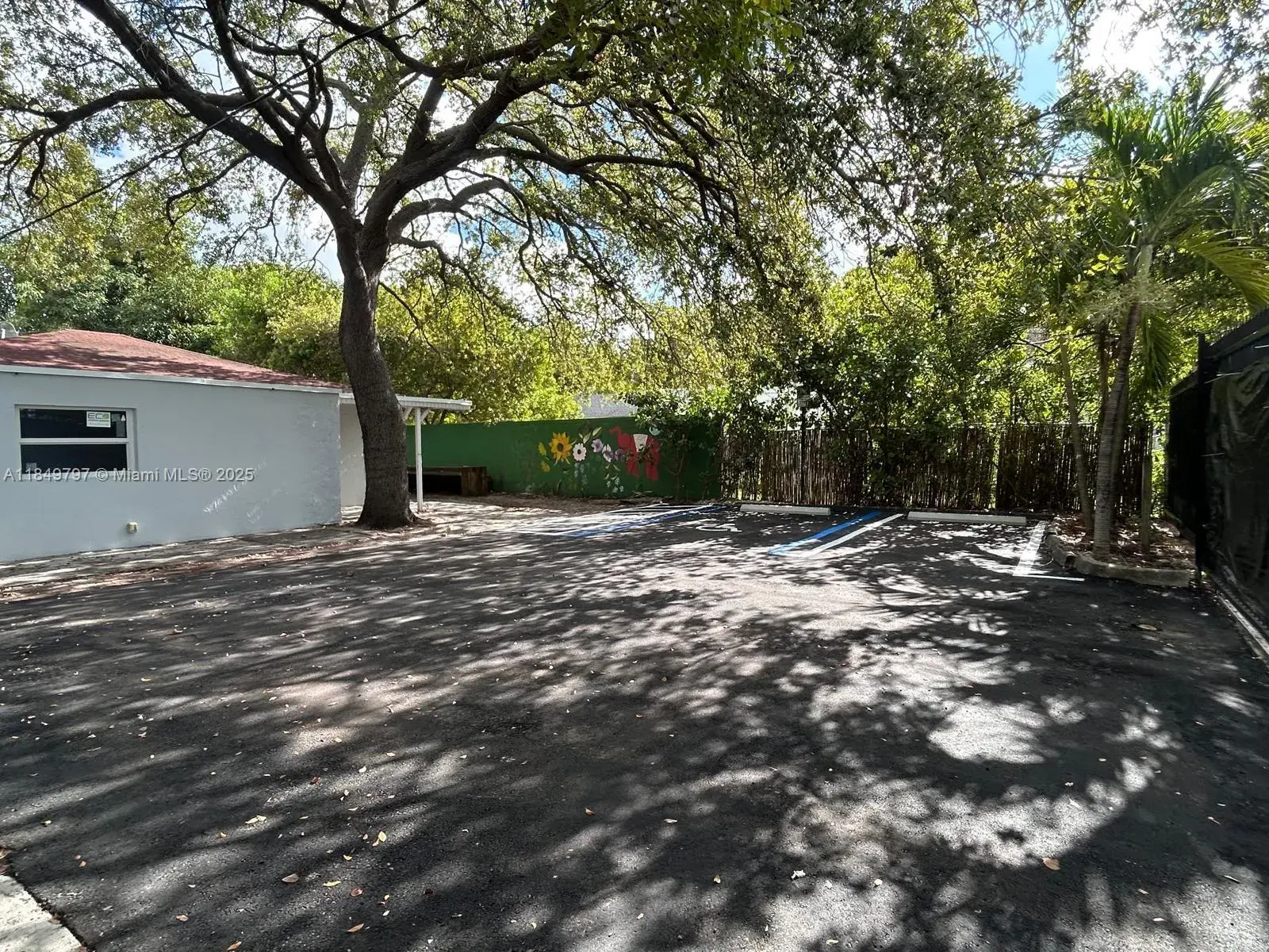 181 NW 44 St # 181, Miami FL 33127