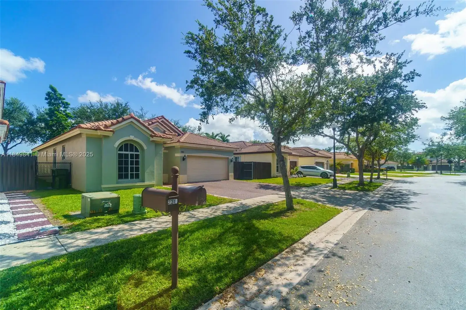 2219 SE 1st St, Homestead FL 33033 photo 3