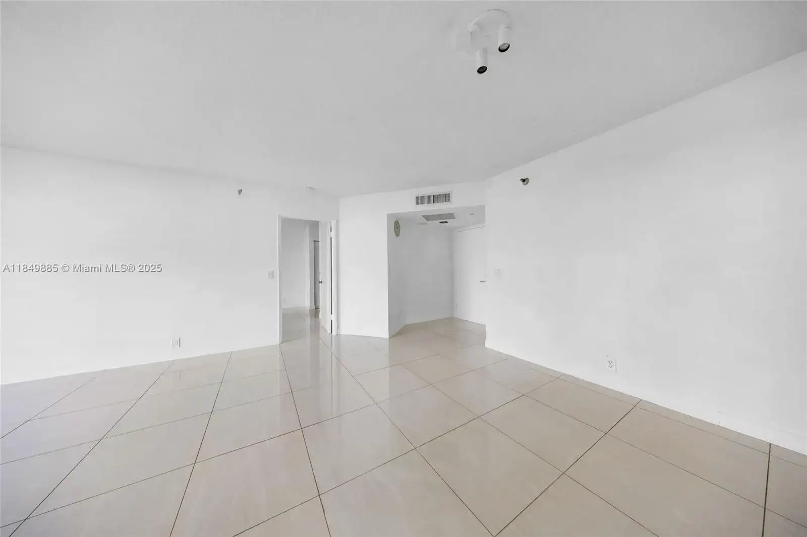 3300 NE 191st St # 801, Aventura FL 33180 photo 4