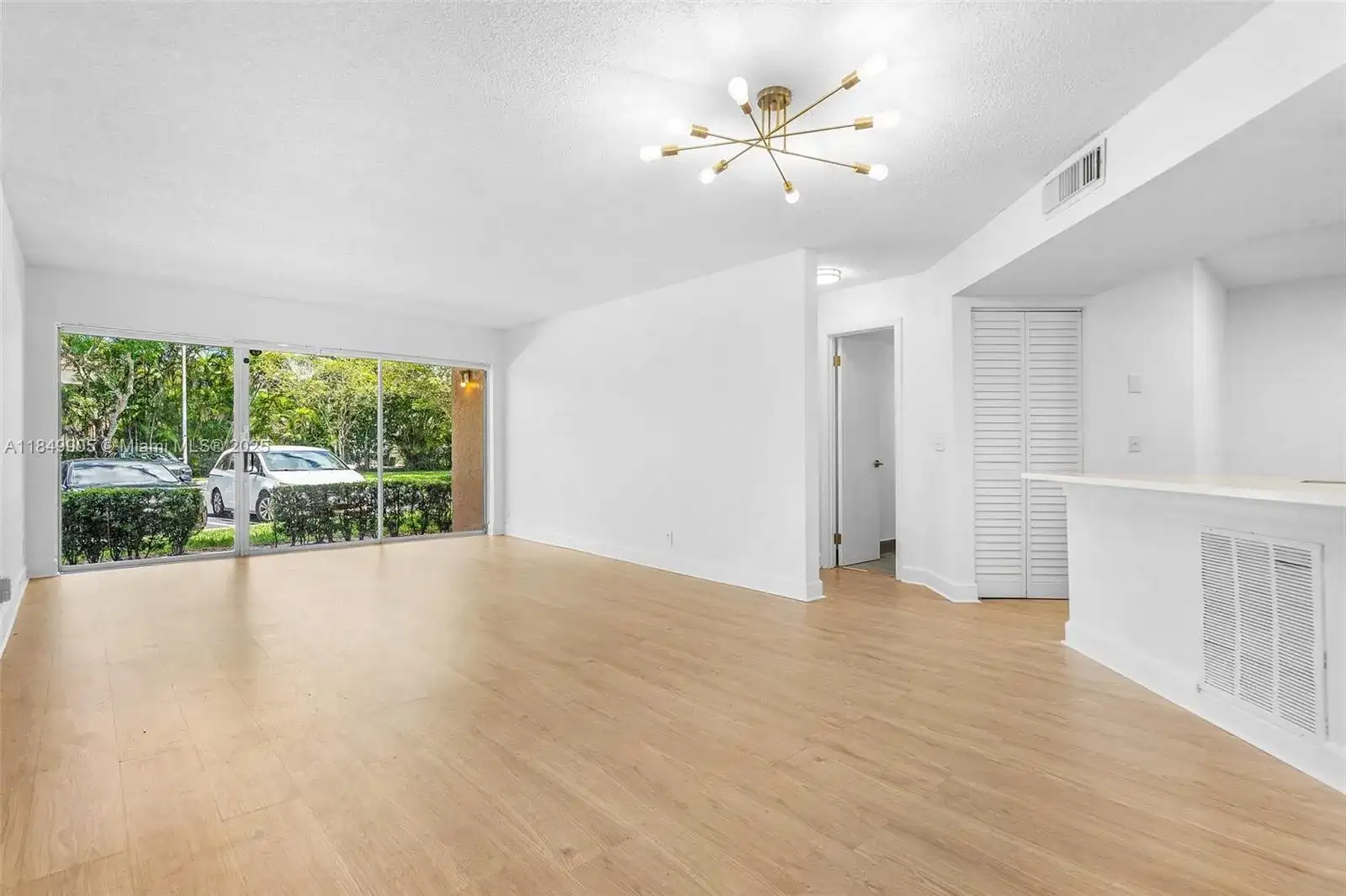 8721 Wiles Rd # 105, Coral Springs FL 33067 photo 3