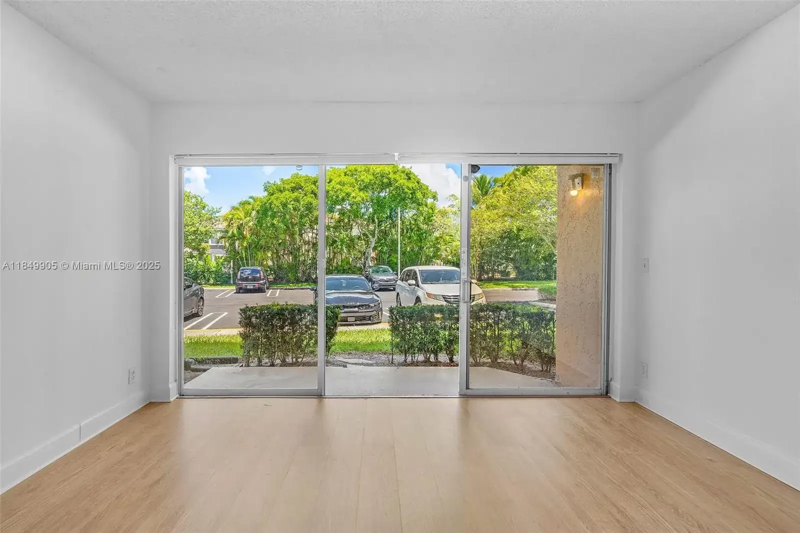 8721 Wiles Rd # 105, Coral Springs FL 33067 photo 4