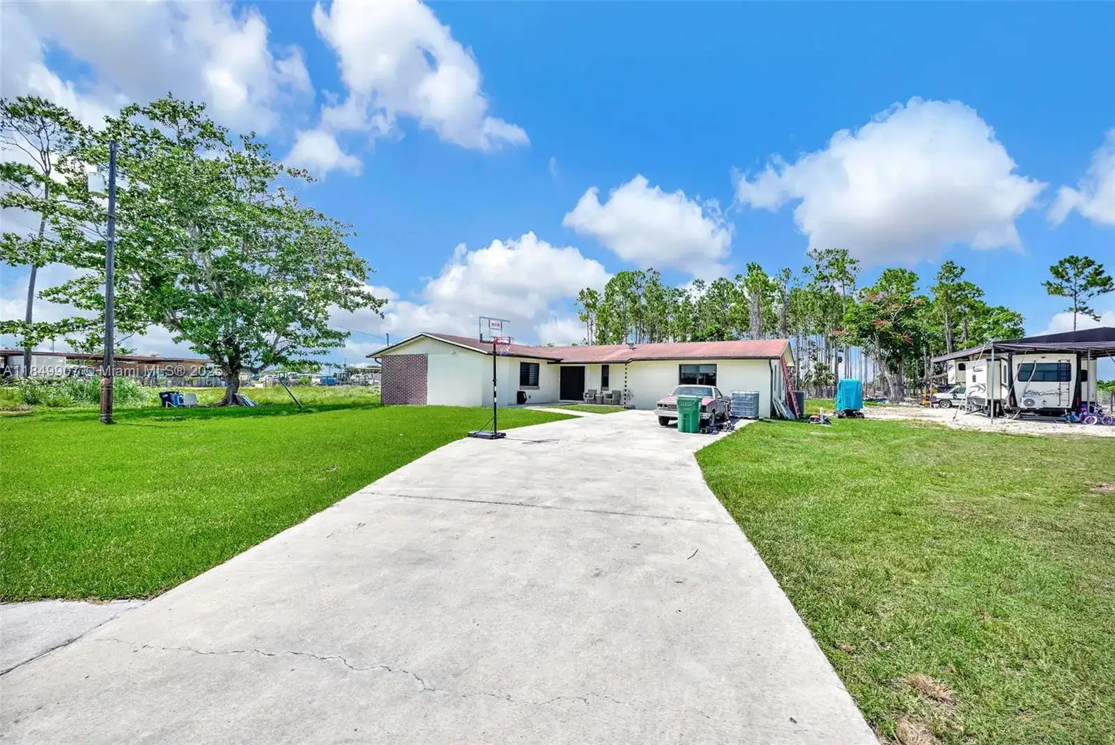 19777 SW 334th St, Homestead FL 33034 photo 2