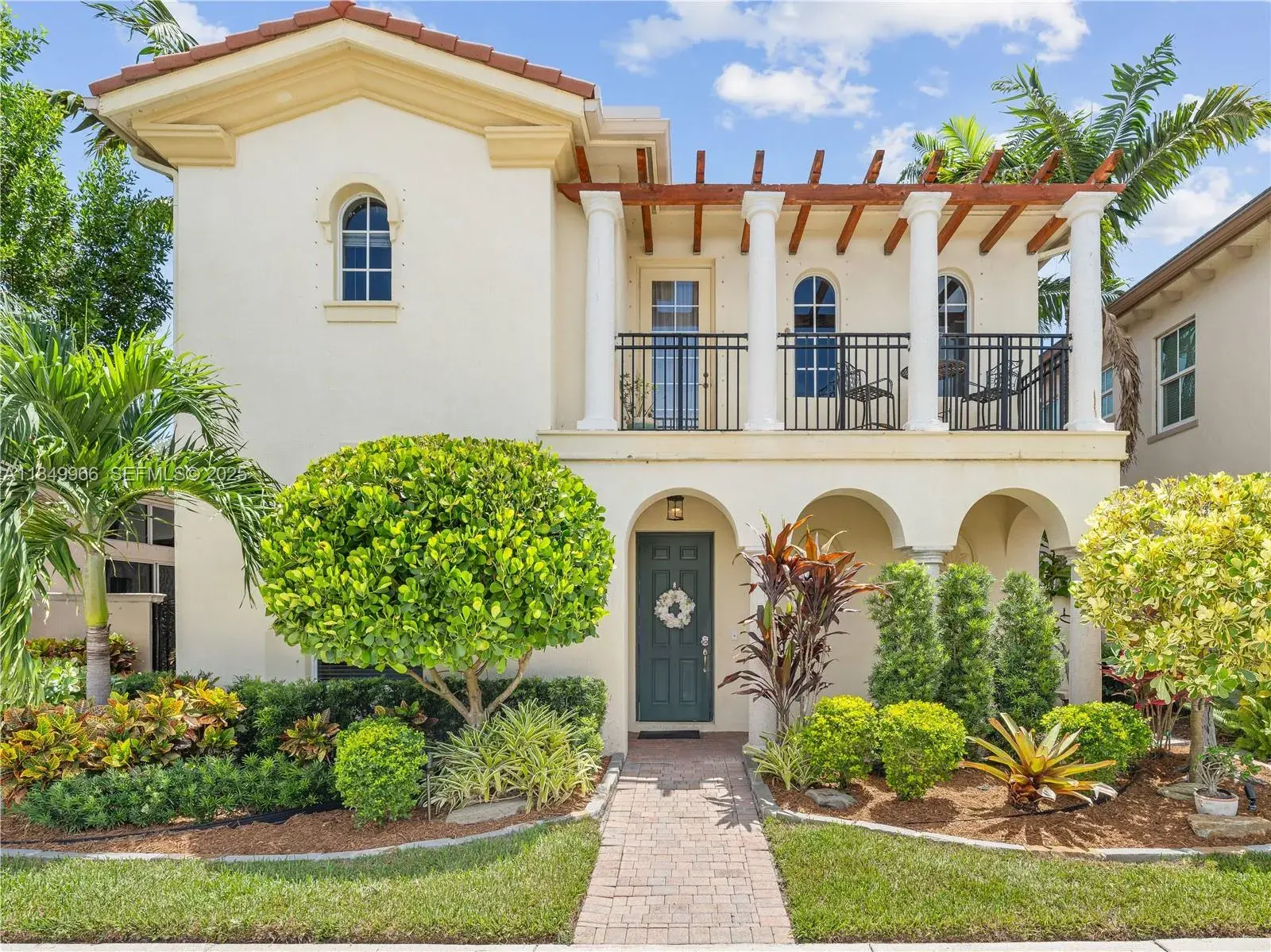 78 Stoney Dr, Palm Beach Gardens FL 33410