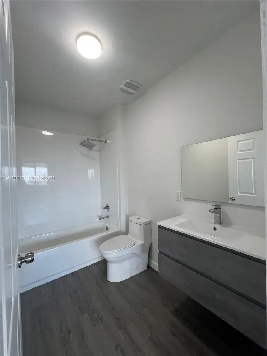 2311 NW 22nd Ave # 207, Miami FL 33142 photo 4