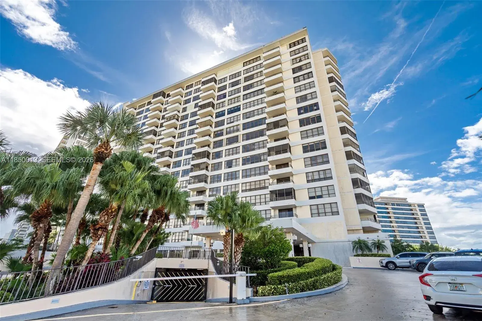 600 Three Islands Blvd # 507, Hallandale Beach FL 33009