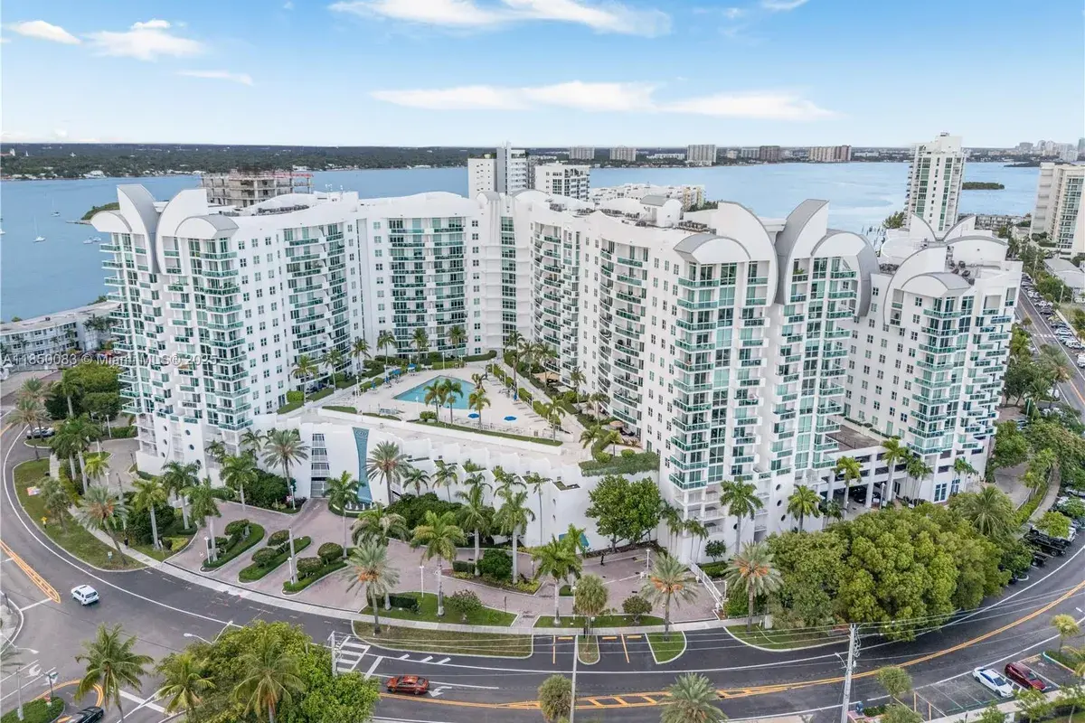 7910 Harbor Island Dr # 1102, North Bay Village FL 33141