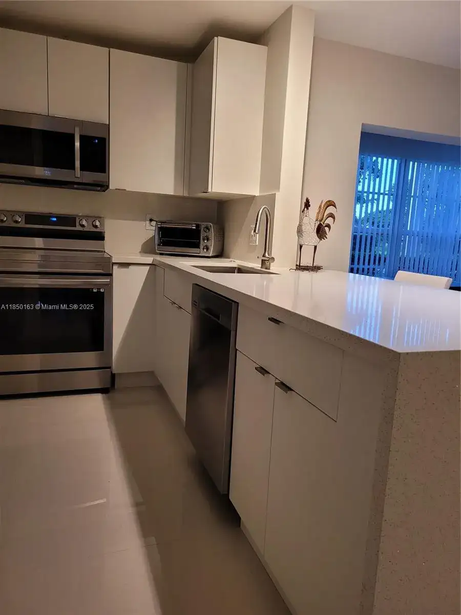 8101 SW 24th Ct # 108, Davie FL 33324 photo 4