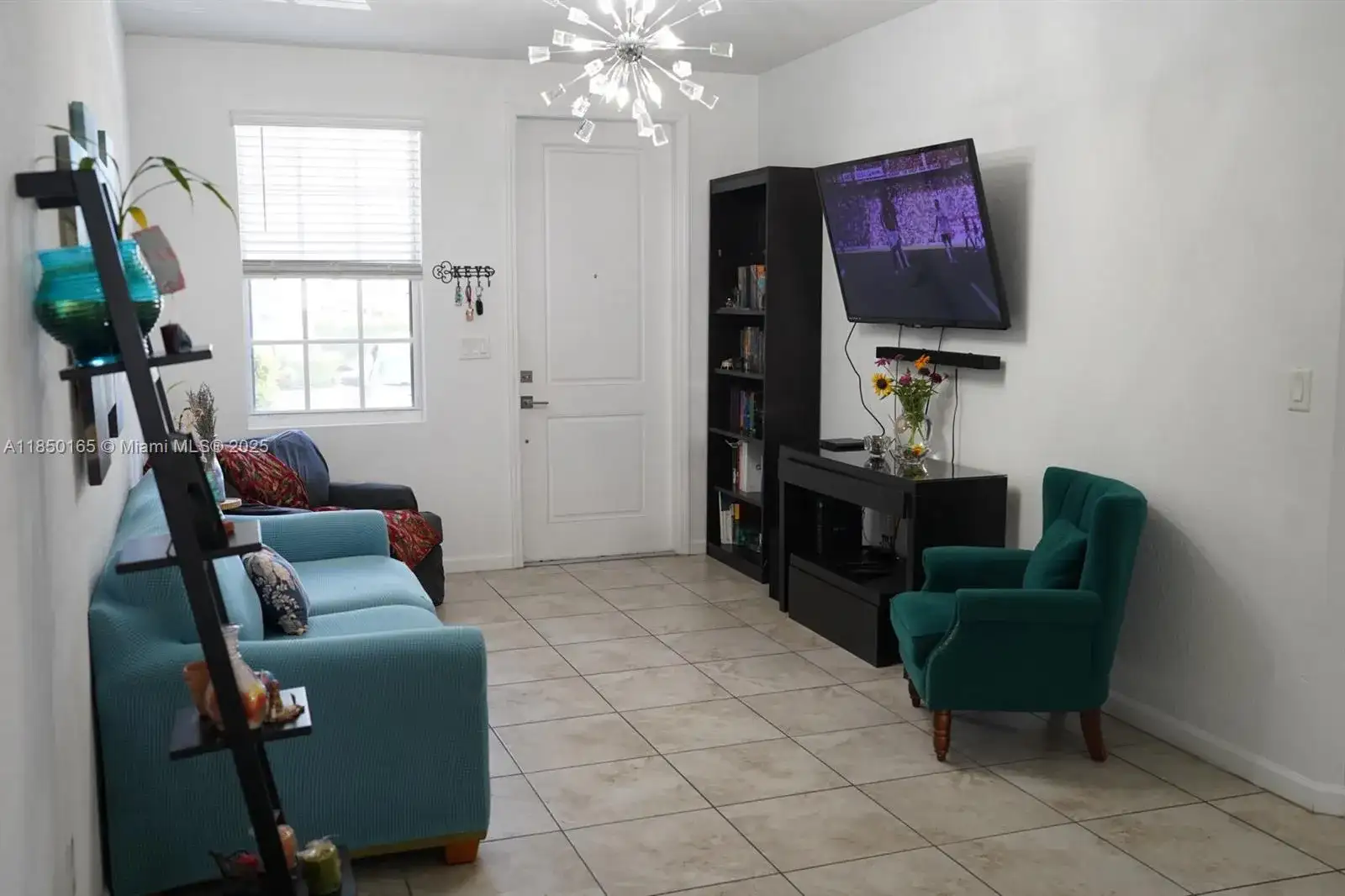 1386 SE 23rd Ter, Homestead FL 33035 photo 3