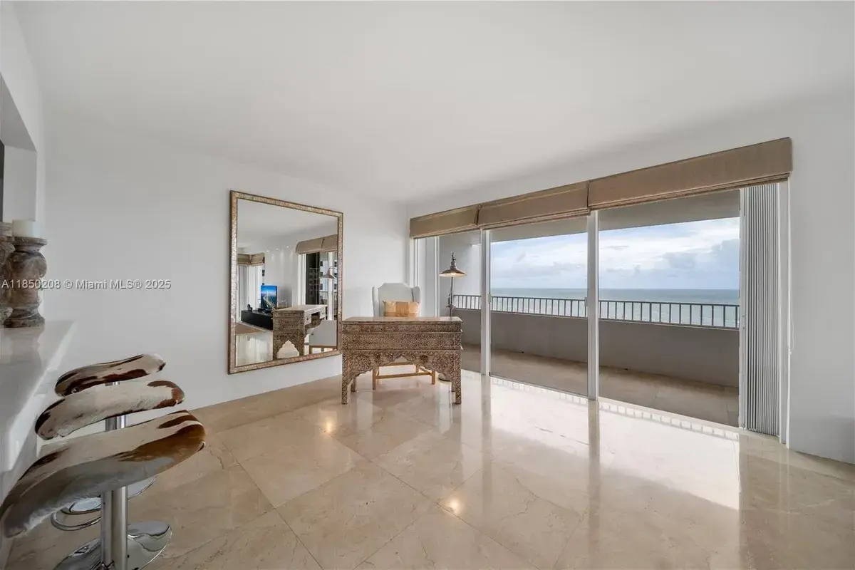 199 Ocean Lane Dr # 901, Key Biscayne FL 33149