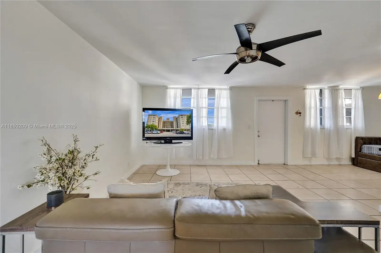 1811 Jefferson St # 606, Hollywood FL 33020 photo 4