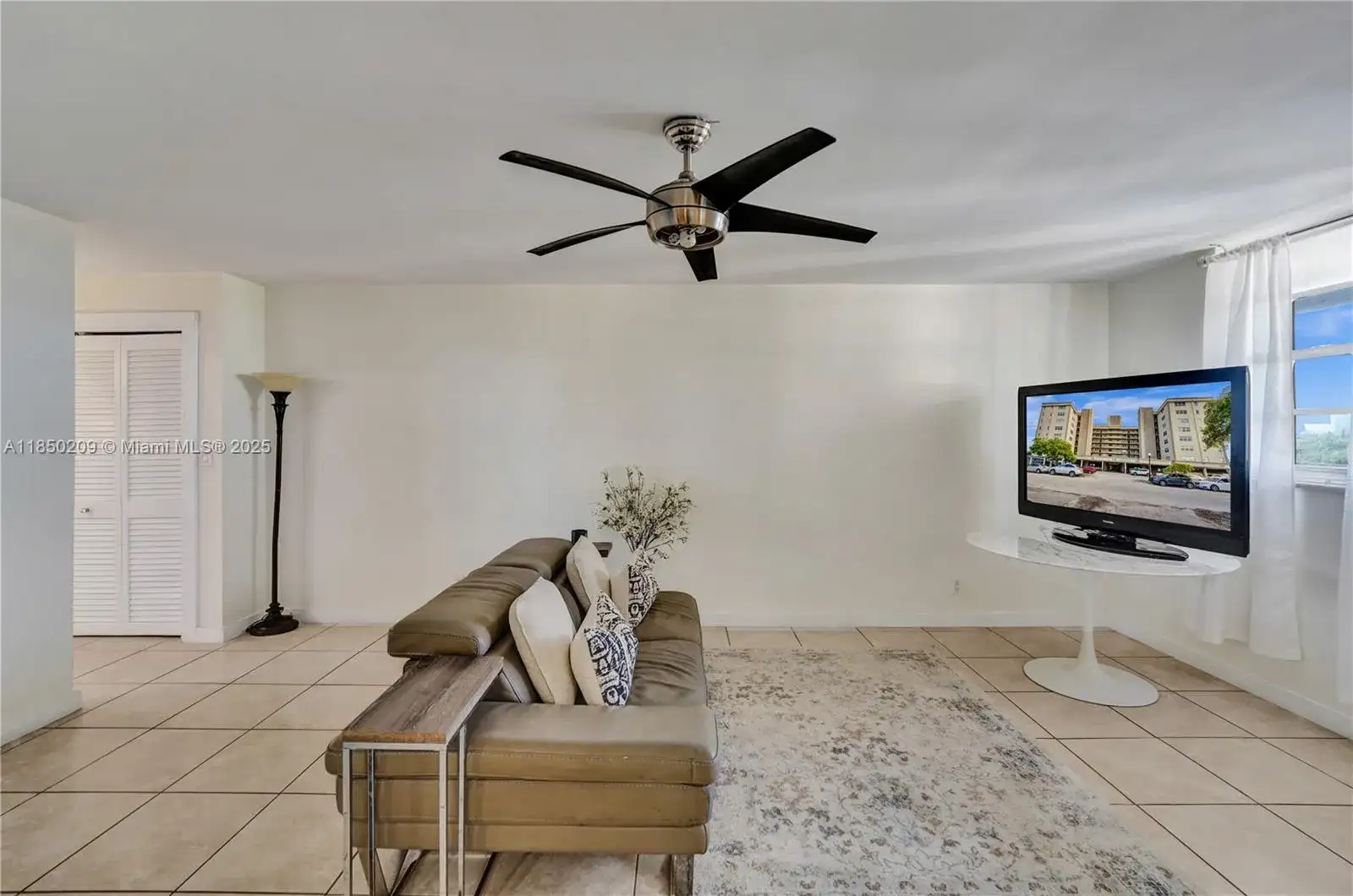 1811 Jefferson St # 606, Hollywood FL 33020 photo 5