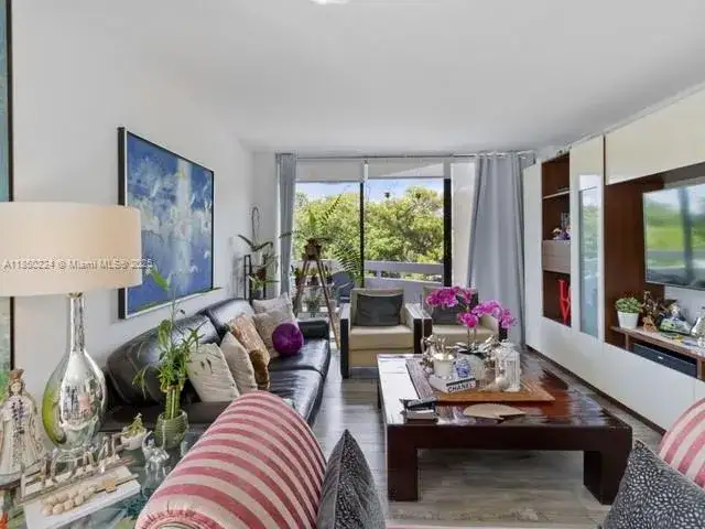 2501 Brickell Ave # 307, Miami FL 33129 photo 2