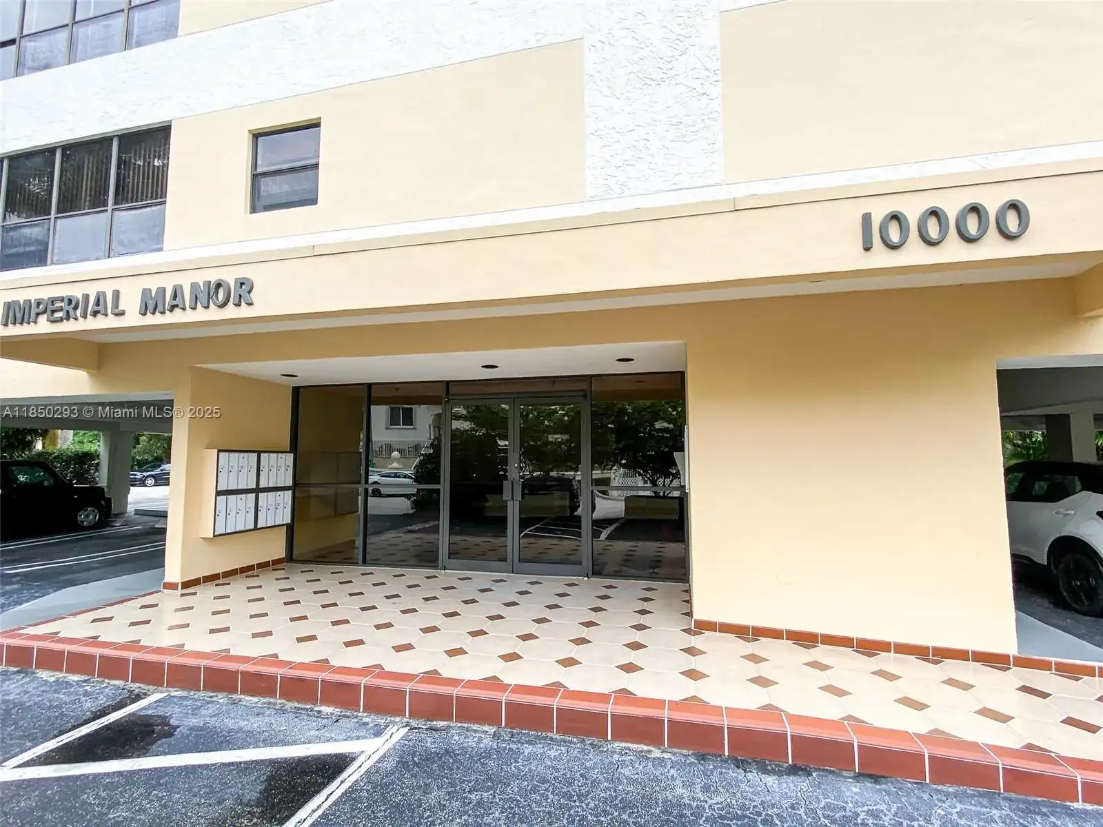 10000 Bay Harbor Ter # A, Bay Harbor Islands FL 33154 photo 2