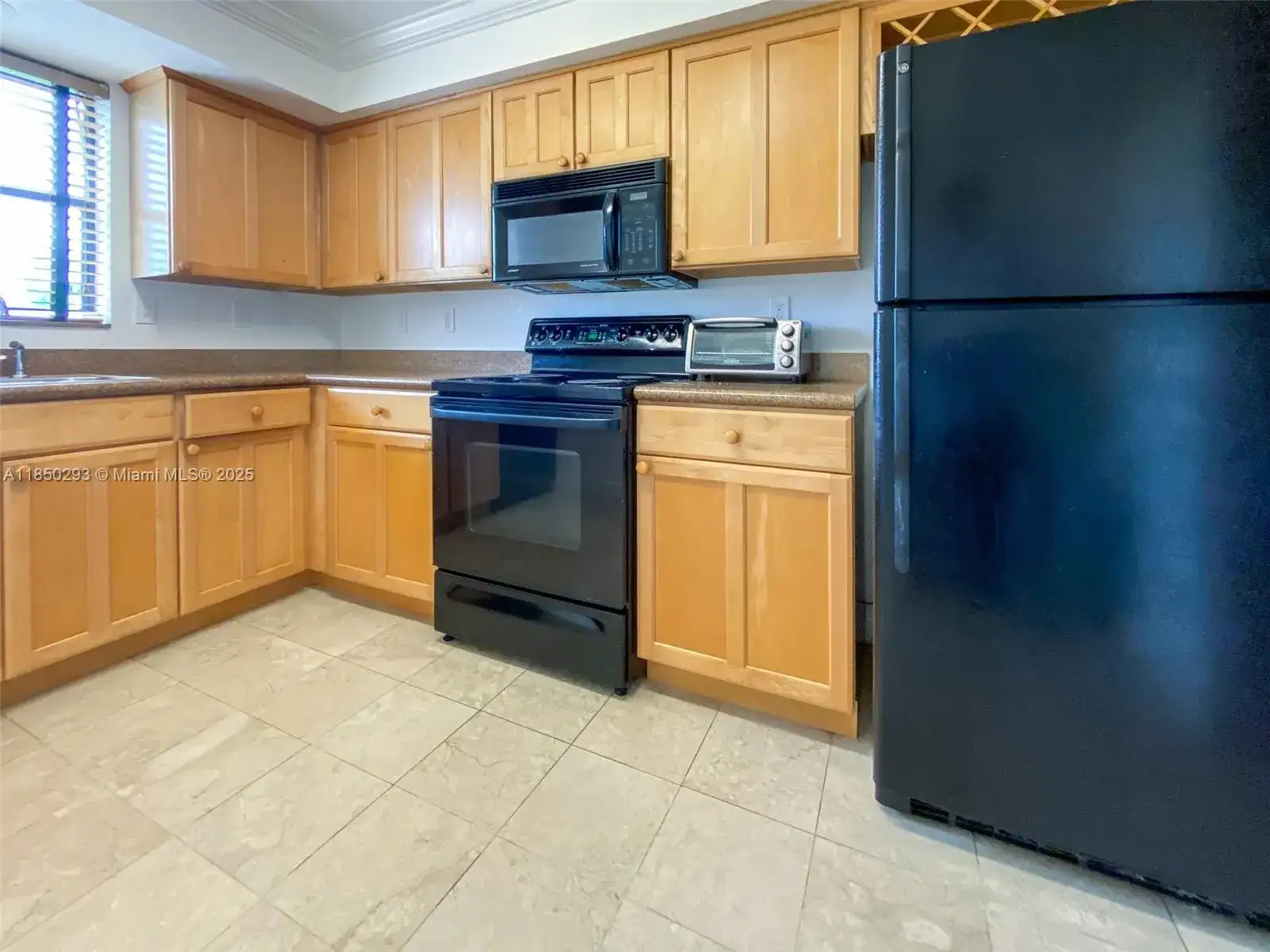 10000 Bay Harbor Ter # A, Bay Harbor Islands FL 33154 photo 5