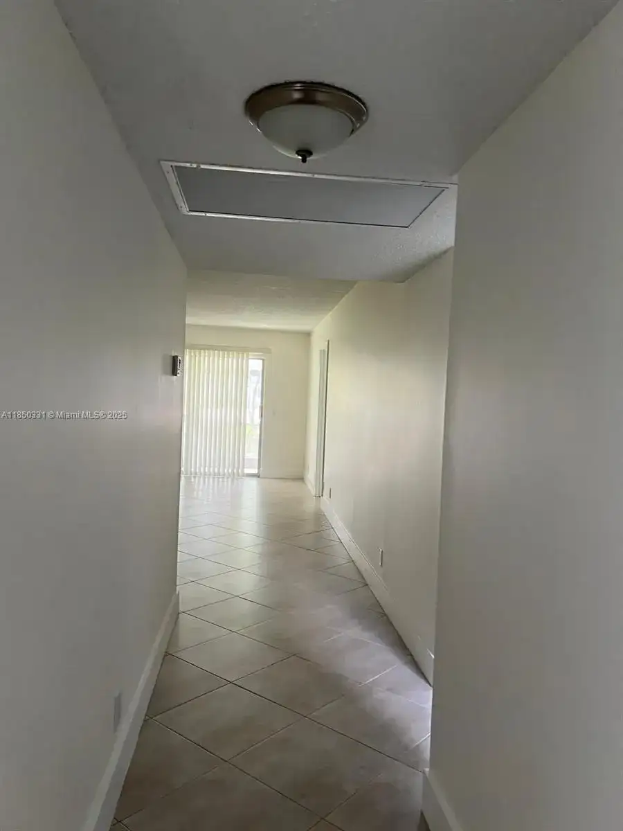1400 SW 124th Ter # 109Q, Pembroke Pines FL 33027 photo 3