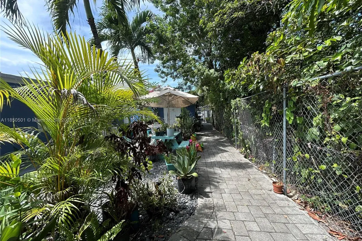 110 NE 56th St # 110, Miami FL 33137