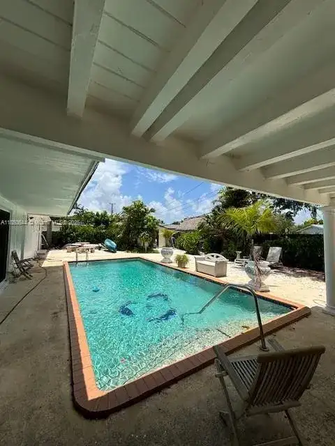 6440 Miller Dr, South Miami FL 33155 photo 2