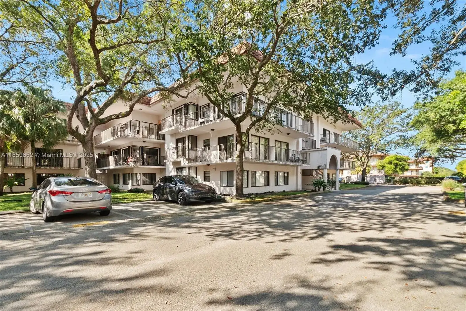 4705 SW 62nd Ave # 101, Davie FL 33314 photo 2