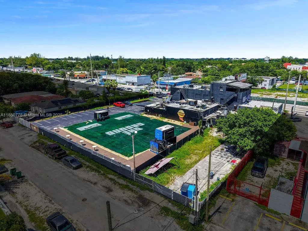 728 NW 79th St, Miami FL 33150