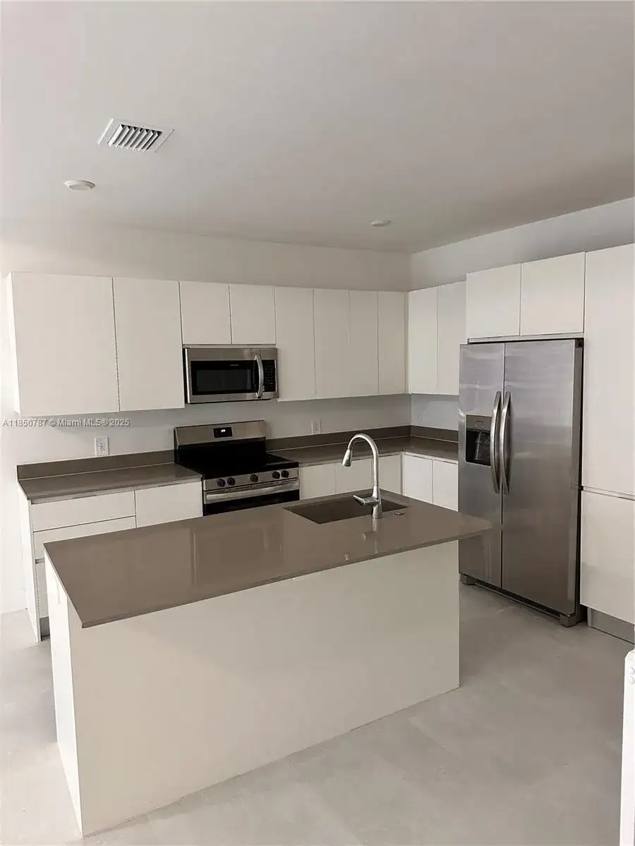 19002 SW 344th Ter # 19002, Florida City FL 33034 photo 3