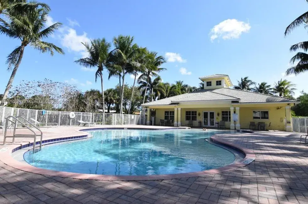 6939 Blue Skies Dr, Lake Worth FL 33463