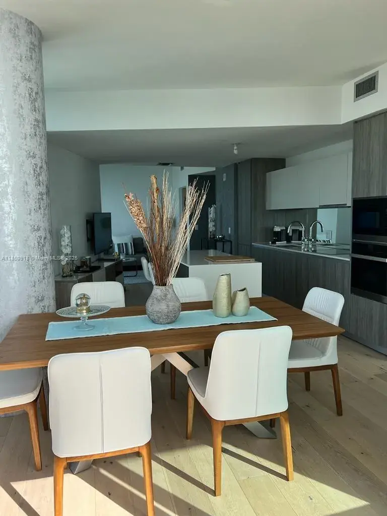 2900 NE 7th Ave # 4209, Miami FL 33137