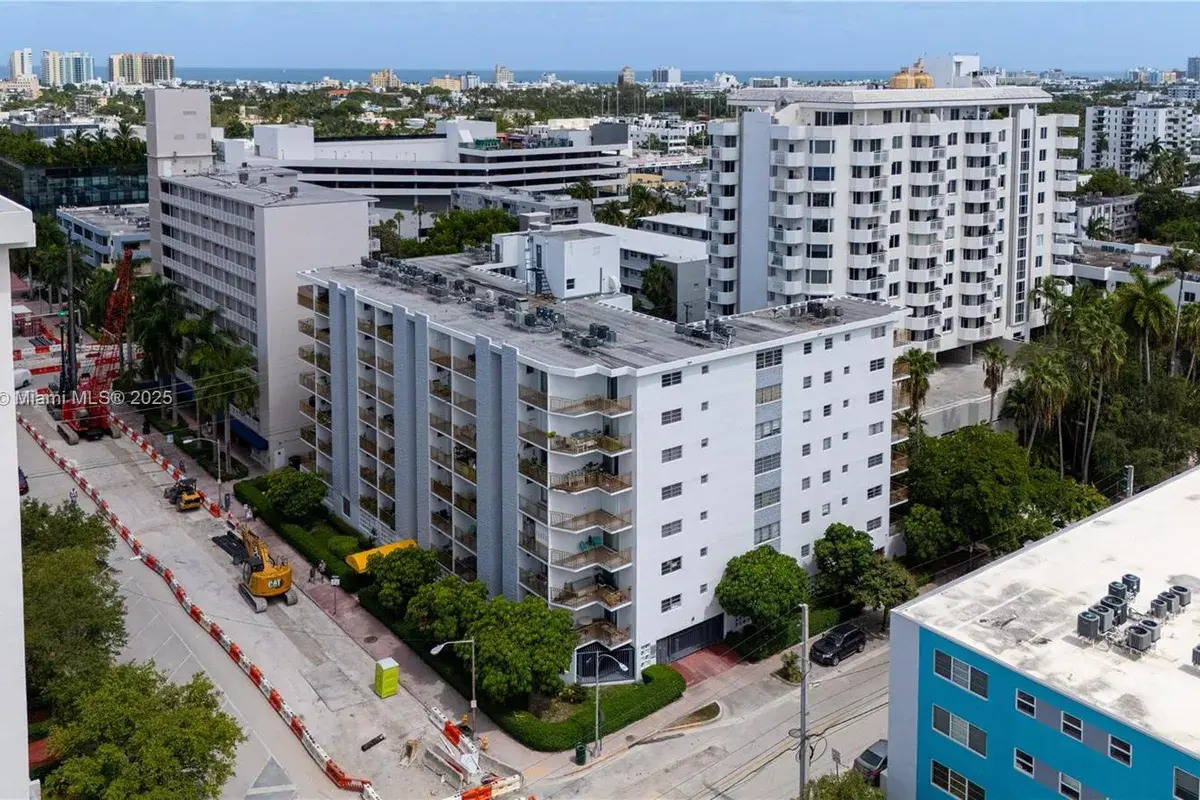 1340 Lincoln Rd # 207, Miami Beach FL 33139