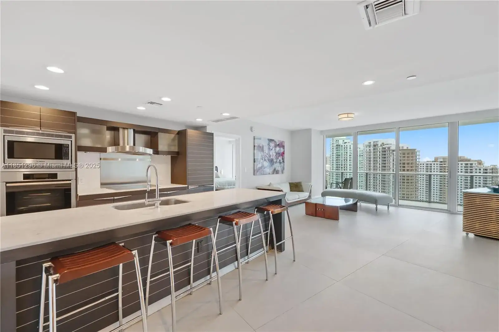 200 Biscayne Boulevard Way # 3207, Miami FL 33131 photo 4