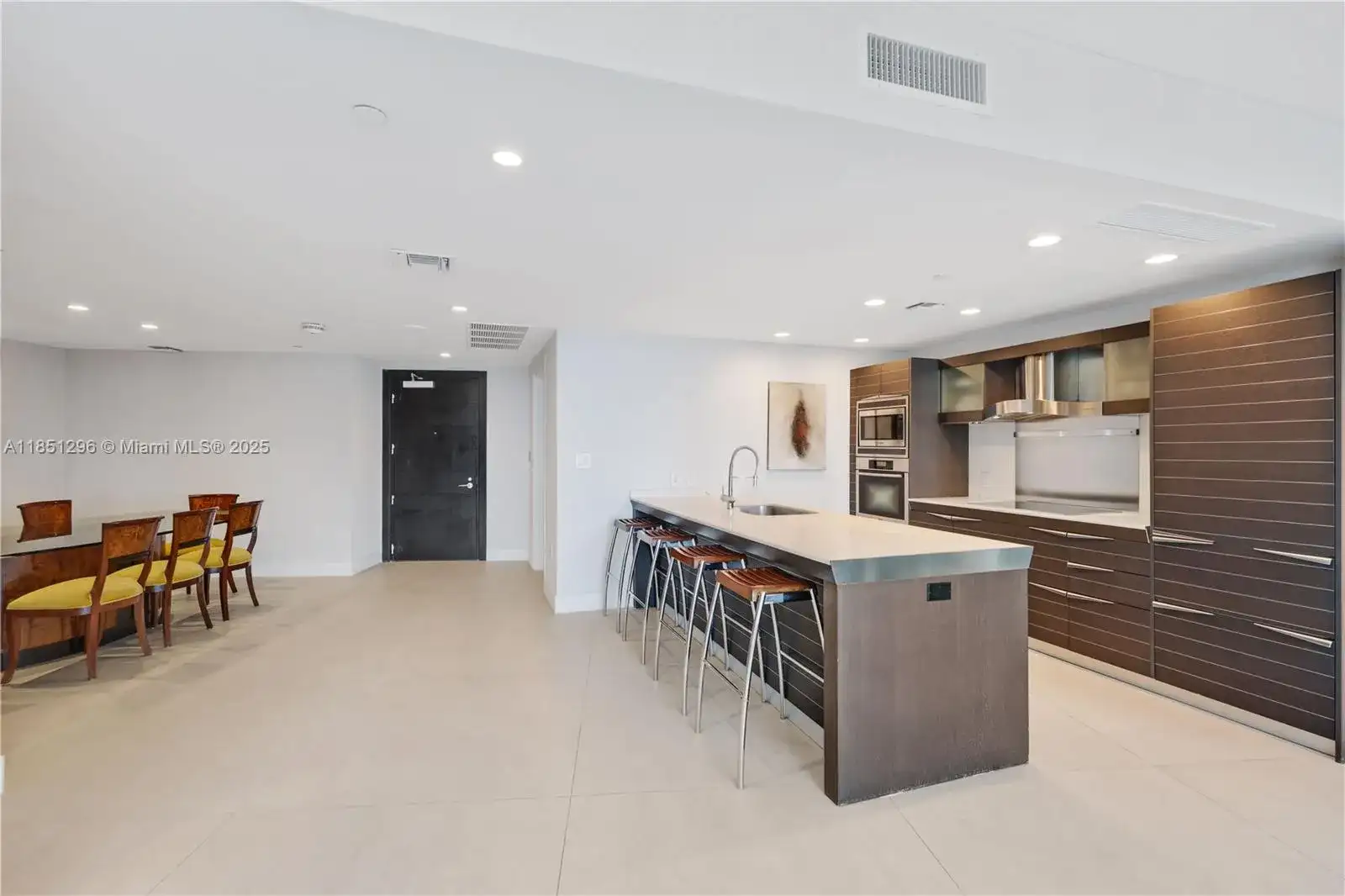 200 Biscayne Boulevard Way # 3207, Miami FL 33131 photo 5