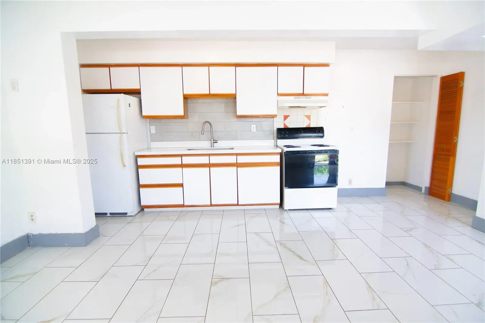 1843 Cleveland St # 3, Hollywood FL 33020