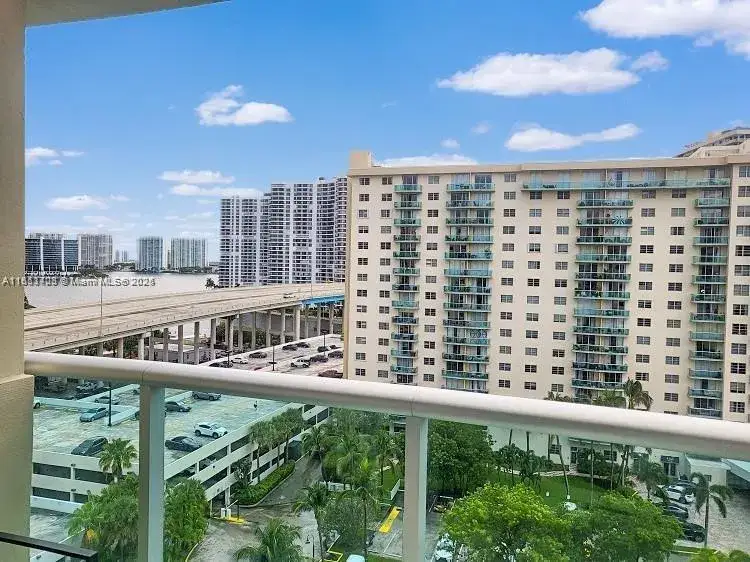19380 Collins Ave # 1107, Sunny Isles Beach FL 33160