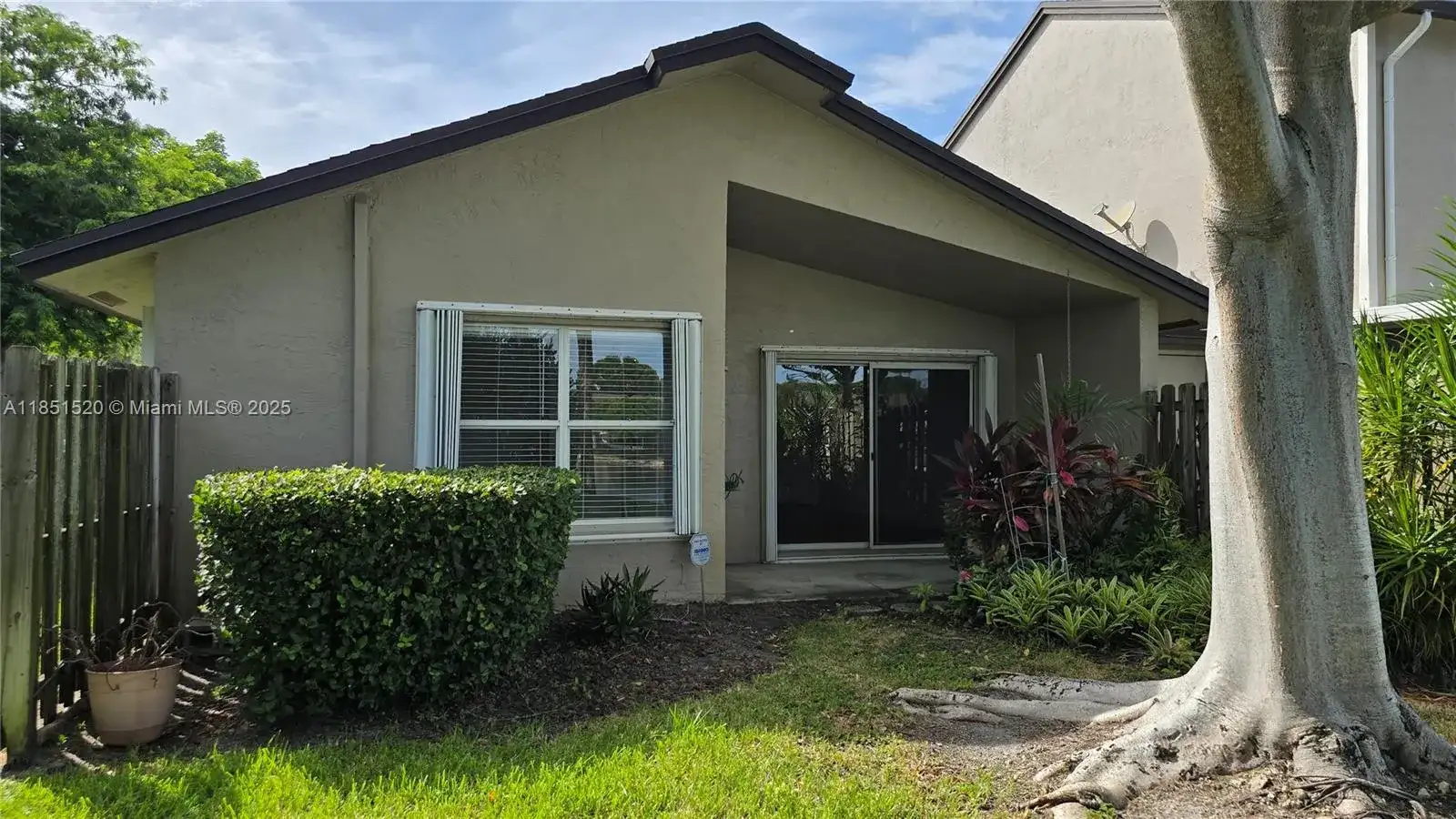 3802 NW 122nd Ter, Sunrise FL 33323 photo 4