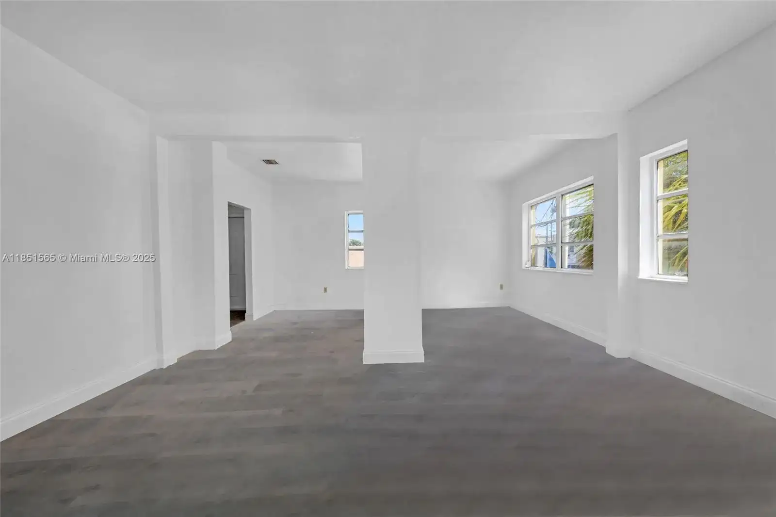 3465 SW 8th St # 3474, Miami FL 33135 photo 5