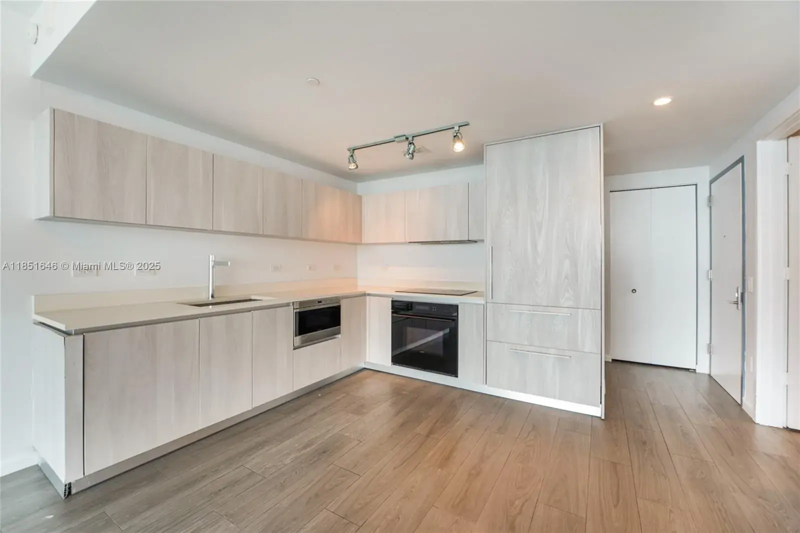 3131 NE 7th Ave # 4404, Miami FL 33137