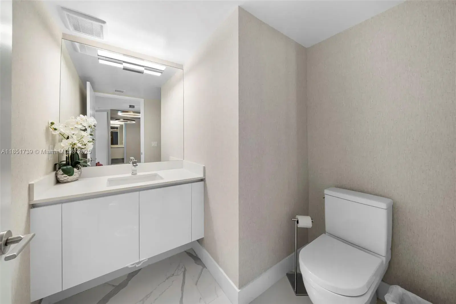 300 Sunny Isles Blvd # 902, Sunny Isles Beach FL 33160