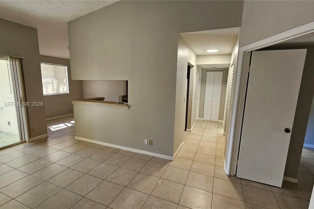 9877 Westview Dr # 628, Coral Springs FL 33076