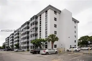 16950 W Dixie Hwy A230 Hwy # 230, North Miami Beach FL 33160