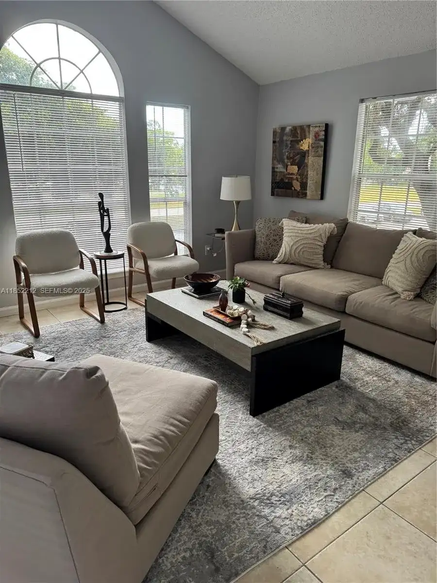 1165 Crystal Way # B, Delray Beach FL 33444 photo 5