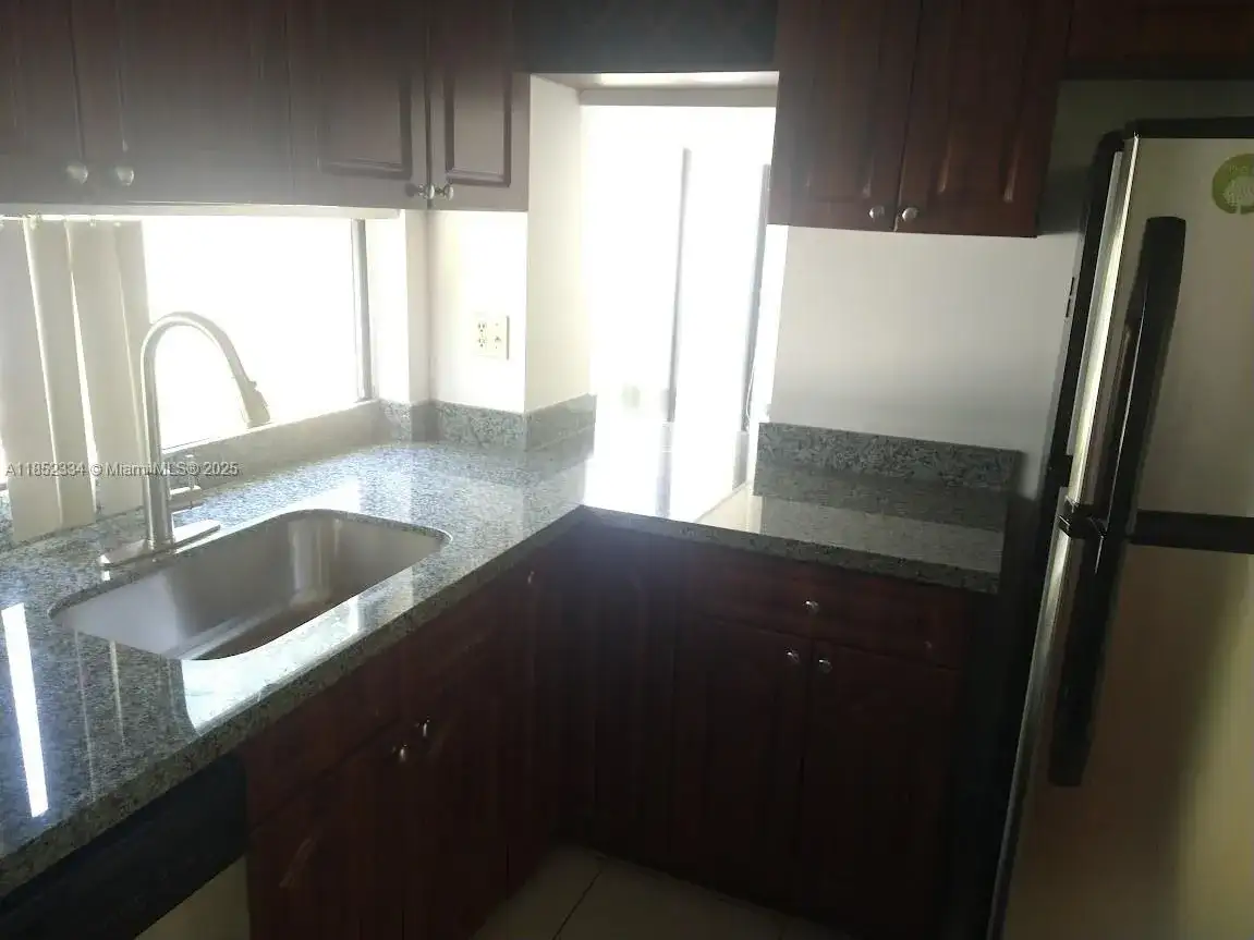 17021 N Bay Rd # 126, Sunny Isles Beach FL 33160 photo 5