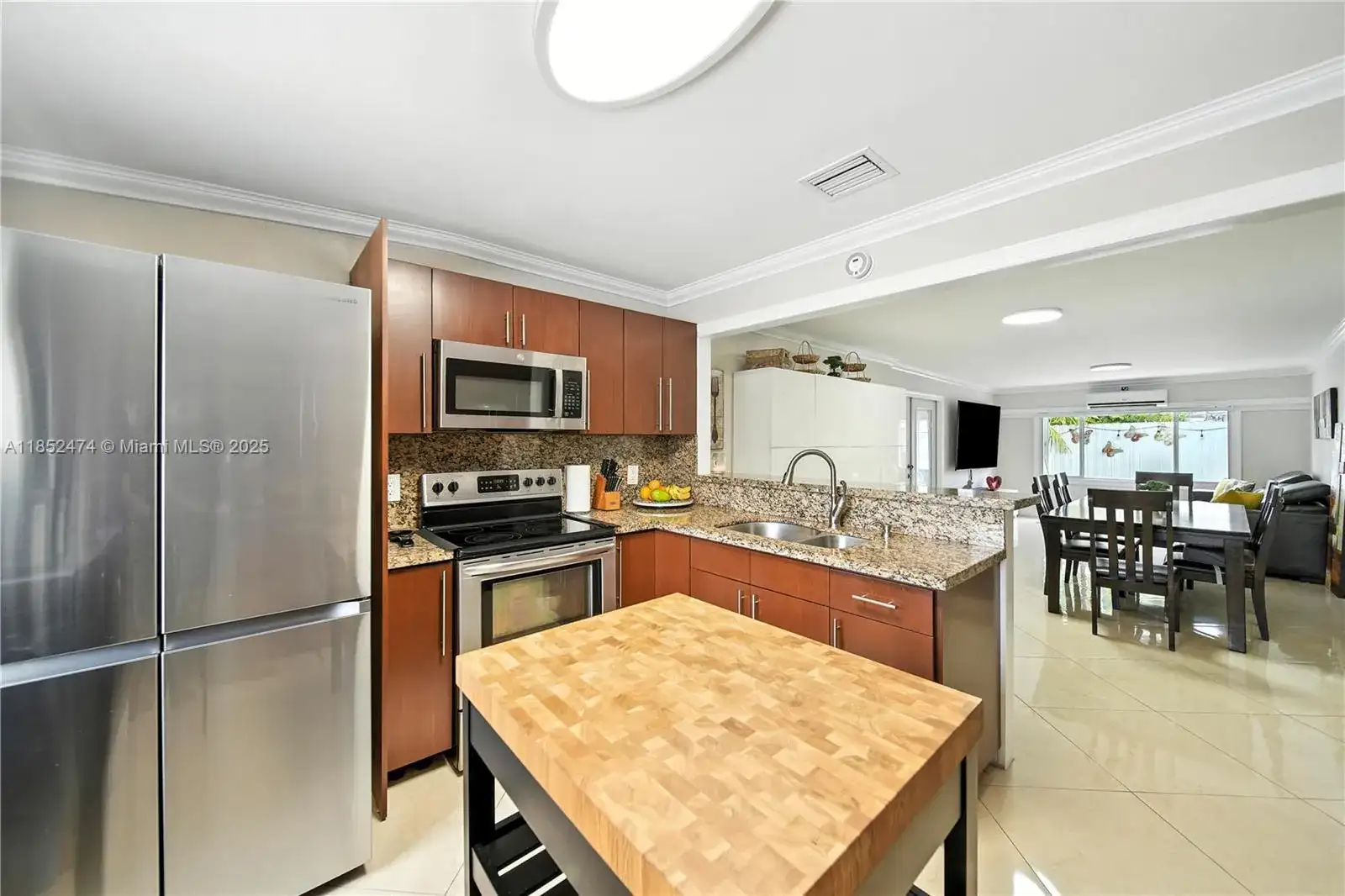 5005 E 6th Ave, Hialeah FL 33013 photo 5