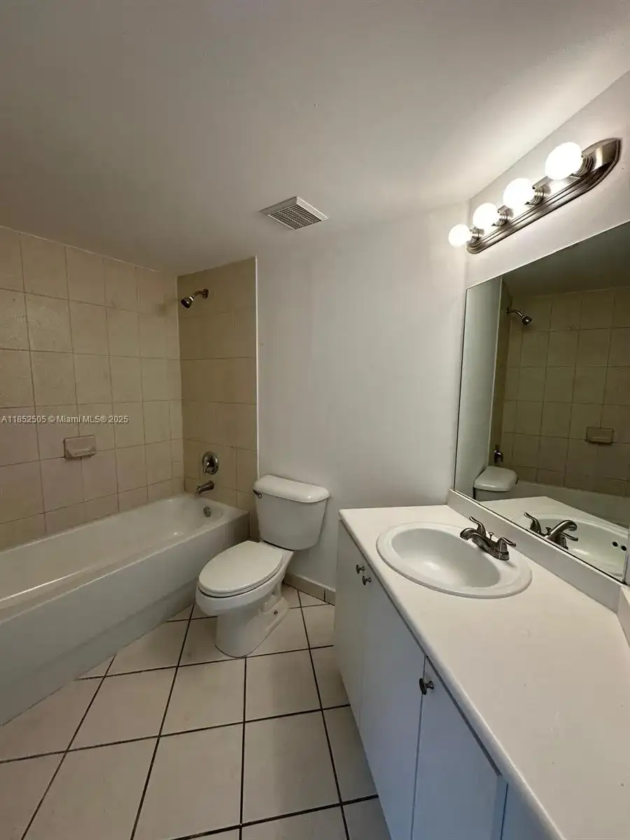 17602 NW 25th Ave # 304, Miami Gardens FL 33056 photo 5