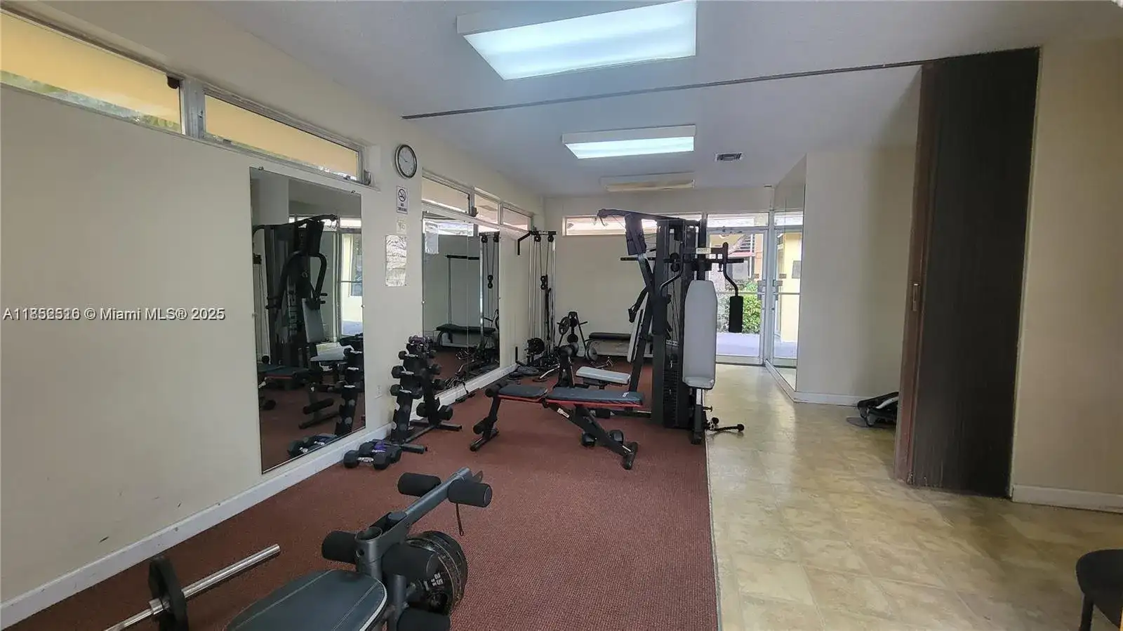 17890 W Dixie Hwy 307 Hwy # 307, Miami FL 33160 photo 5
