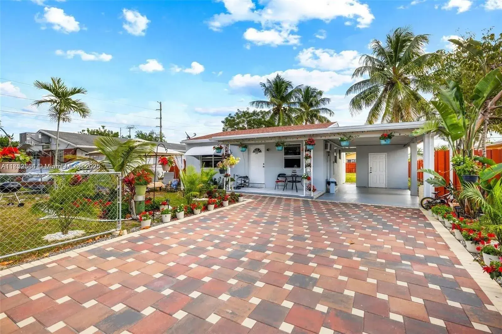 2 bedroom 1 bath Residential for sale at 2210 Roosevelt St, Hollywood FL 33020
