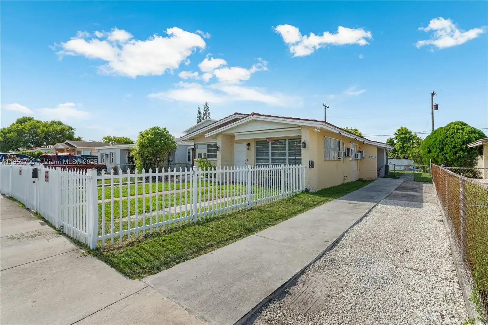 9311 SW 37th St, Miami FL 33165 photo 5